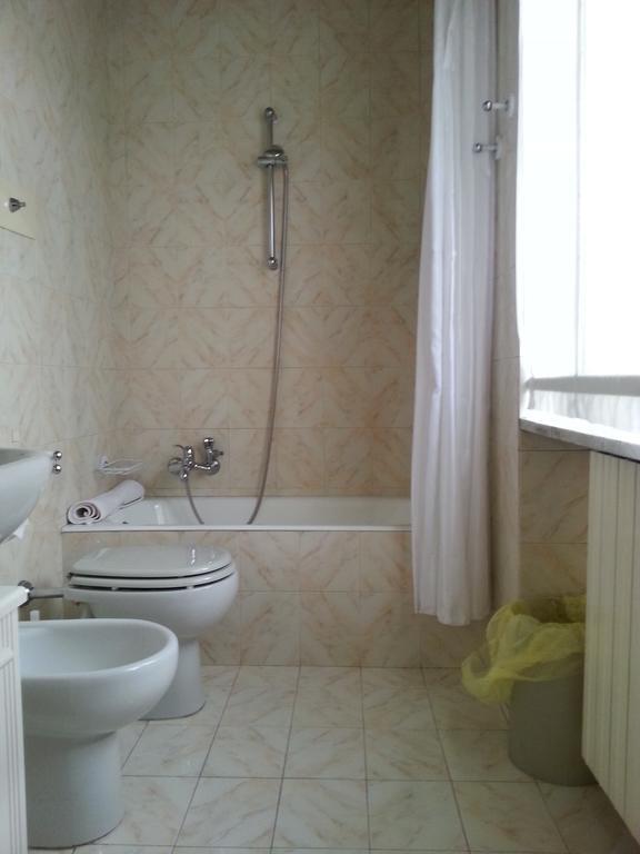 B&B Gloria Gallarate Quarto foto